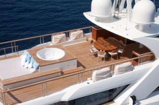 Motor yacht LA PELLEGRINA -  Sundeck